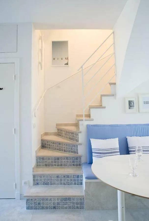 גרימו Maison D'Azur 0*,  צרפת